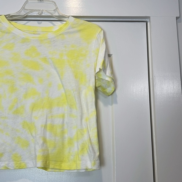 Athleta Yellow and White tie dyed tee size small. In great condition! - Picture 2 of 5